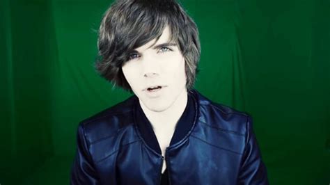 greg onision|Onision: Controversial Former YouTuber Sued For。